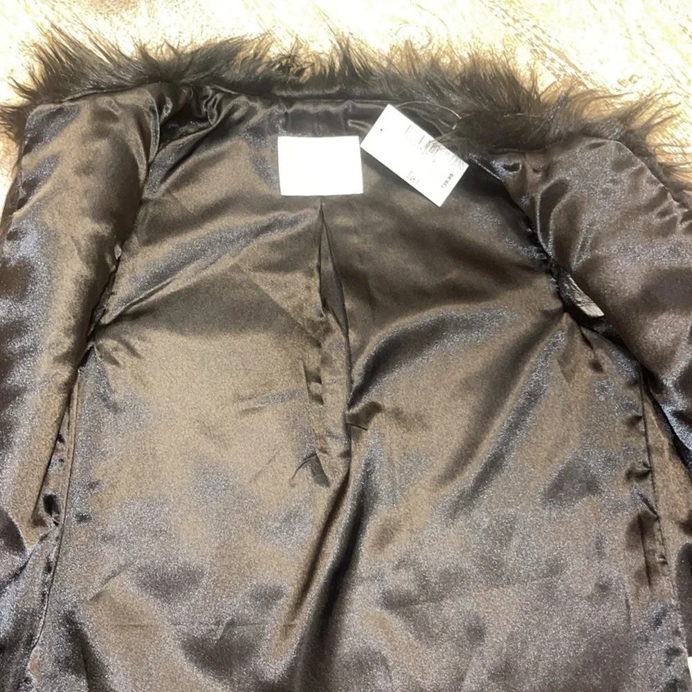 Faux Fur Black Vest, Children’s Place, size m